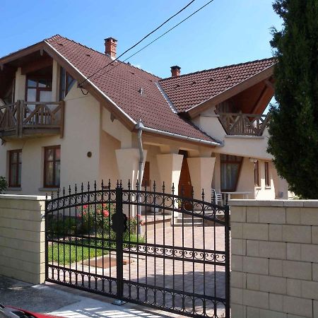 Apartment Balatonlelle 6 Esterno foto